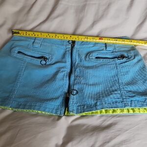 Lady Soul Light Blue Retro Look Corduroy Mini Skirt.  Women's Size 9, 32 Waist
